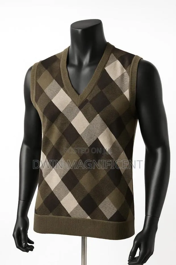 Men's Argyle v-Neck Sweater Vest · Photo 1