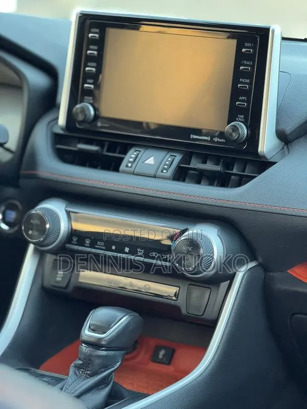 Toyota RAV4 Adventure 2021 · Photo 1