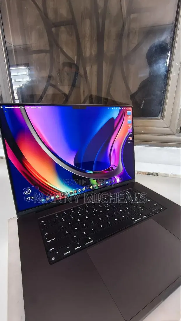 Laptop Apple MacBook Pro 2024 M4 Pro 48GB Apple M4 Pro SSD 512GB · Photo 1