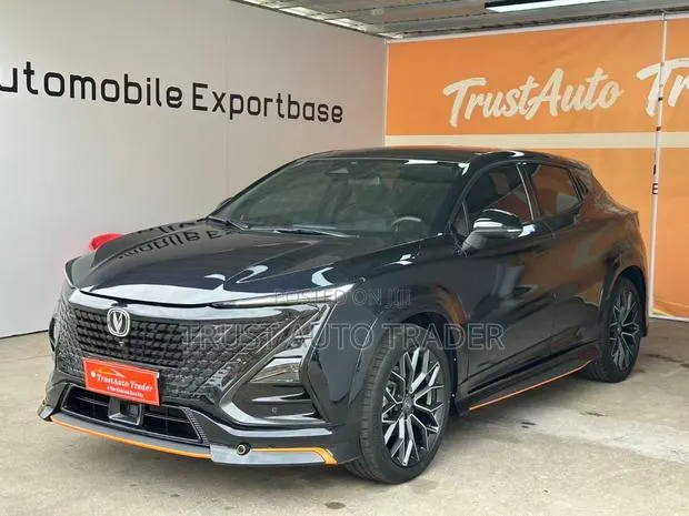 Changan UNI-T 1.5 FWD 2022 Black · Photo 1