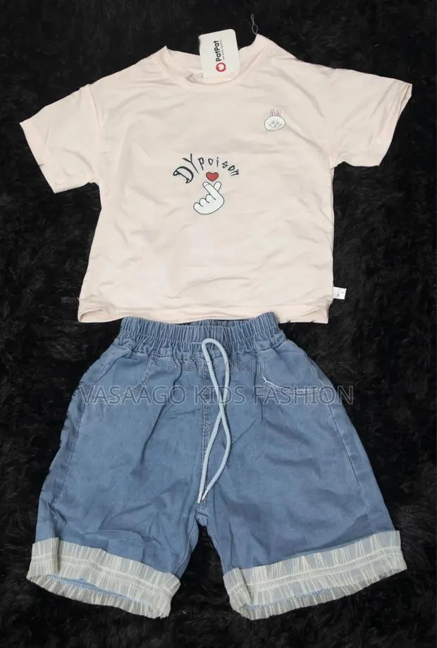 Beautiful Outdoor 2piece for Little Girl · Photo 1