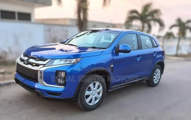 Mitsubishi Outlander 2021 Blue · Photo 1