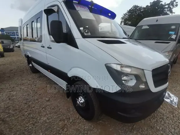 Mercedes-Benz Sprinter 2009 White · Photo 1