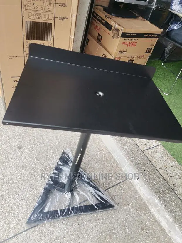 Original Studio Monitor Stand · Photo 1