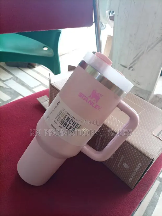 Pink Stanley Cup · Photo 1
