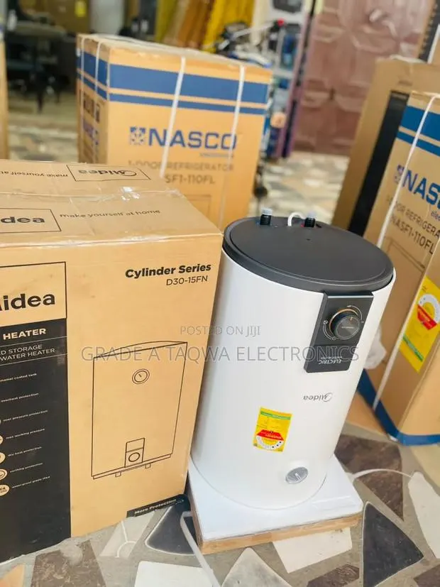Energy Saving Media 30-Litre Water Heater · Photo 1