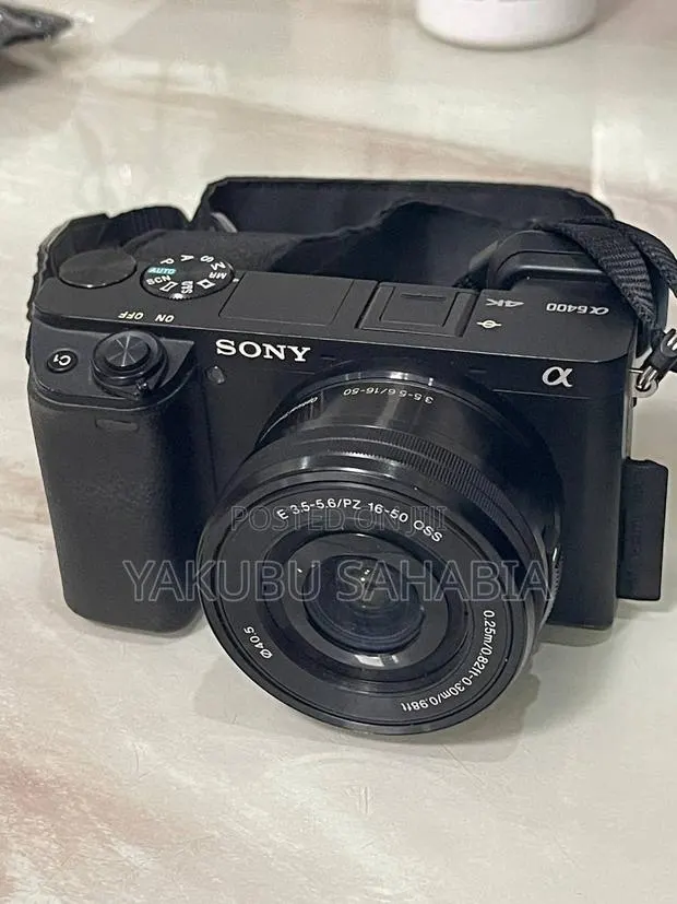 Sony A6400 Mirrorless Camera With 16-50mm F/3.5-5.6 OSS Lens Kit · Photo 1