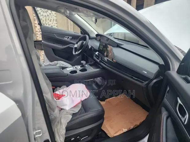 New Changan UNI-K 2025 Gray · Photo 1