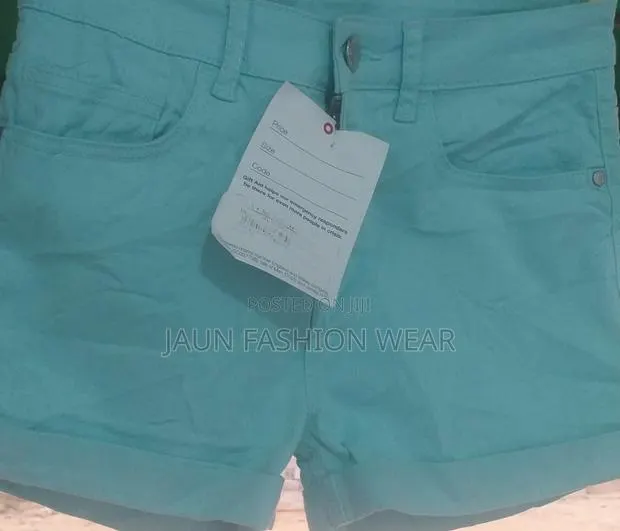 Girls Shorts Wear · Photo 1
