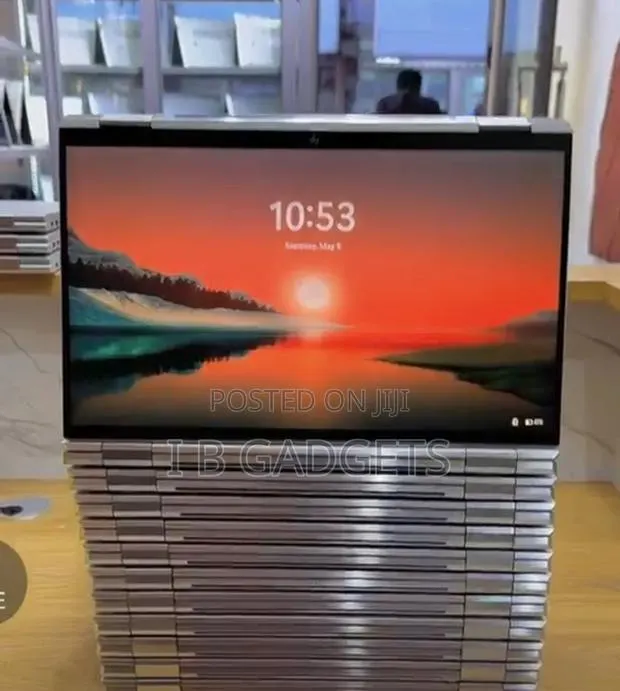 Laptop HP EliteBook 1040 G8 32GB Intel Core i7 SSD 512GB · Photo 1