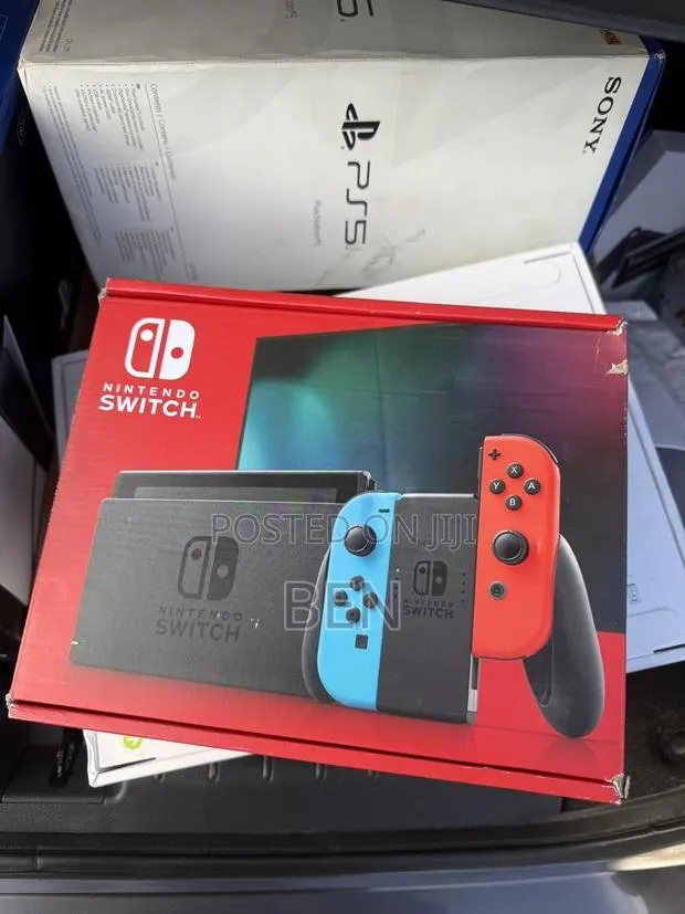 Nintendo Switch 1 · Photo 1