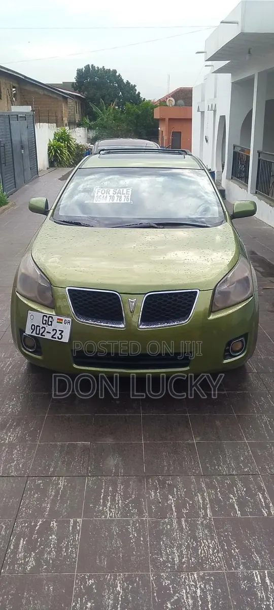 Pontiac Vibe 2.4 4WD 2010 Green · Photo 1