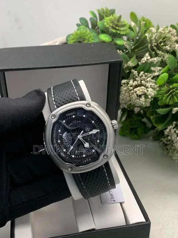 Nepic Brand Watch · Photo 1
