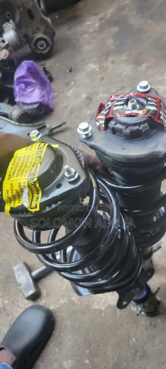 Dodge Caravan Front Shocks · Photo 1