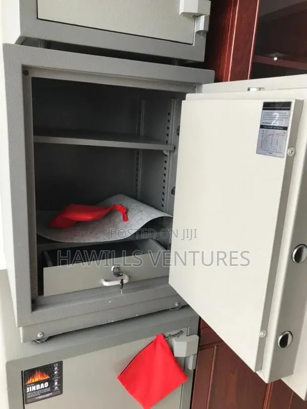 Fireproof Money Safe · Photo 1