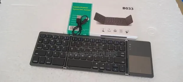 Foldable Bluetooth Keyboard With Touch Pad · Photo 1