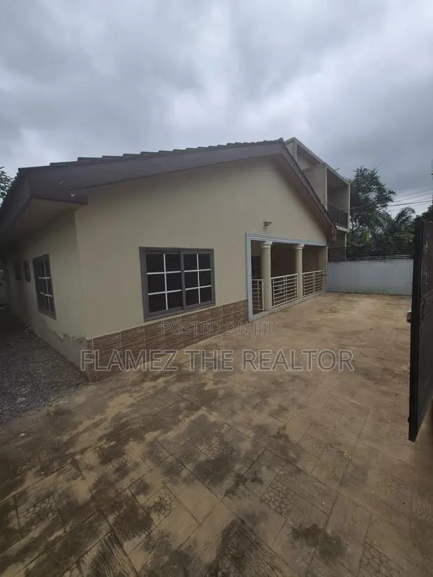 3bdrm House in Satellite Damas, Amasaman for rent · Photo 1