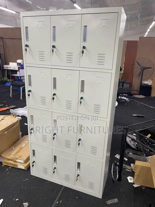 Office Cabinets/12 Metallic Lockers · Photo 1