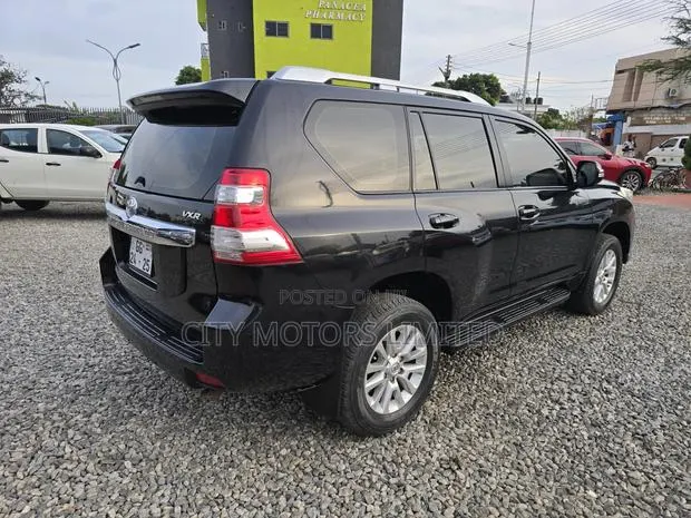 Toyota Land Cruiser Prado 2.7 2017 Black · Photo 1