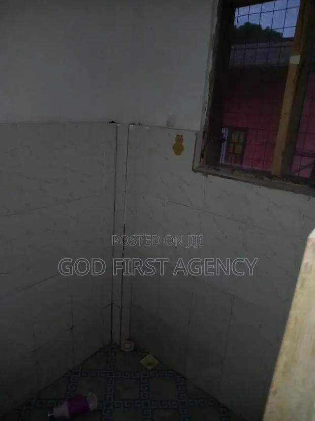 1bdrm Apartment in Sowutwuom, Pentecost University for rent · Photo 5