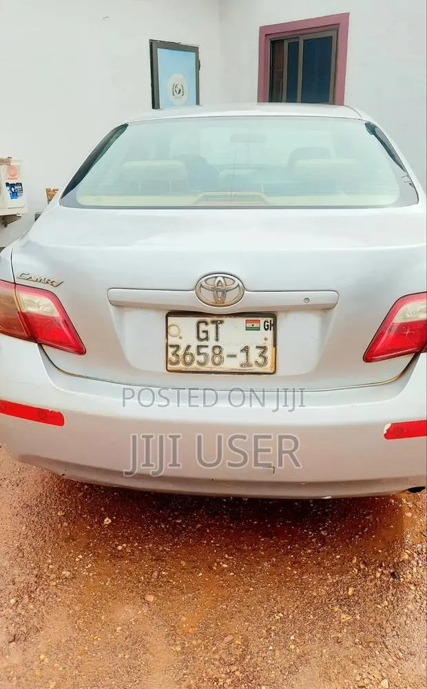 Toyota Camry 2008 Silver · Photo 1