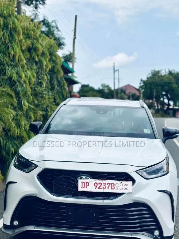 Toyota Highlander XSE 2022 White · Photo 1