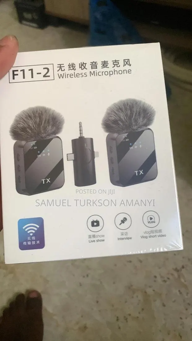 F11-2 Wireless Microphone · Photo 1