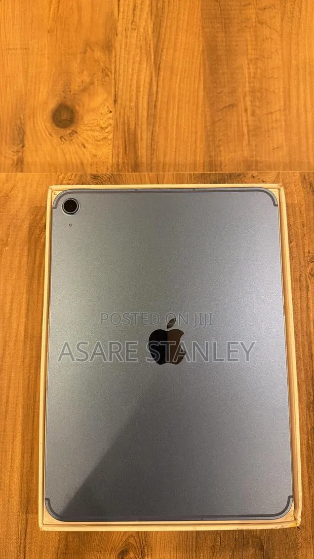 New Apple iPad (2025) 128 GB Blue · Photo 1