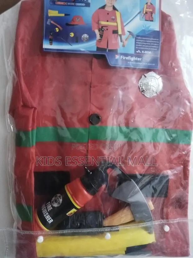 Fireman Career Costume for Kids · Photo 3