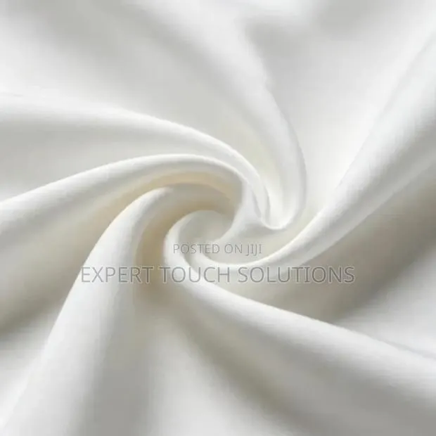 Hotel Bedsheets · Photo 1
