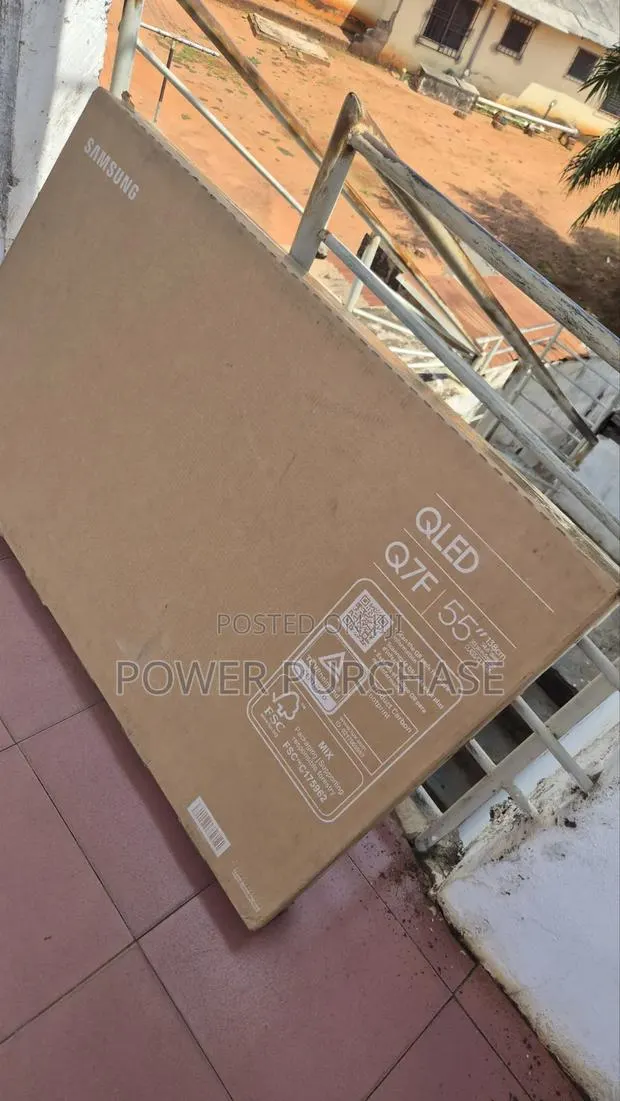Neat Samsung 55inches Tv · Photo 1