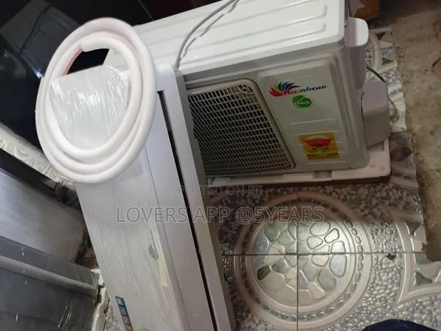 Rainbow 1.5hp Chillmaster White Window Air Conditioner. · Photo 1