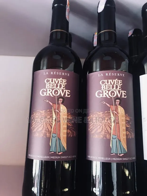 Belle Grove Medium Sweet Red Wine -Spain - 750ml · Photo 1