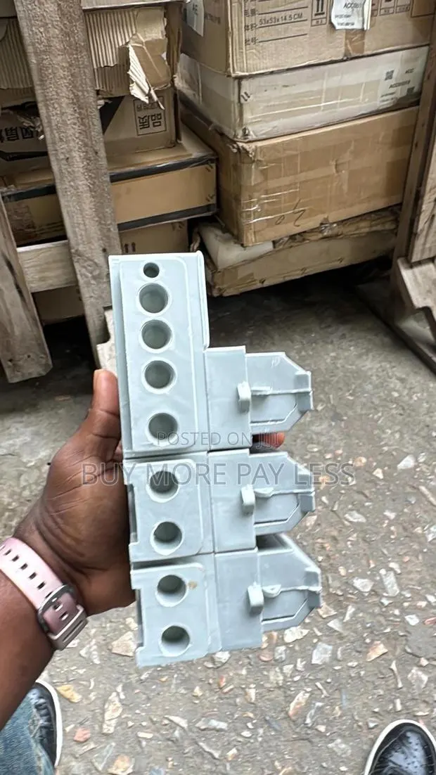 3phase Cutout · Photo 1