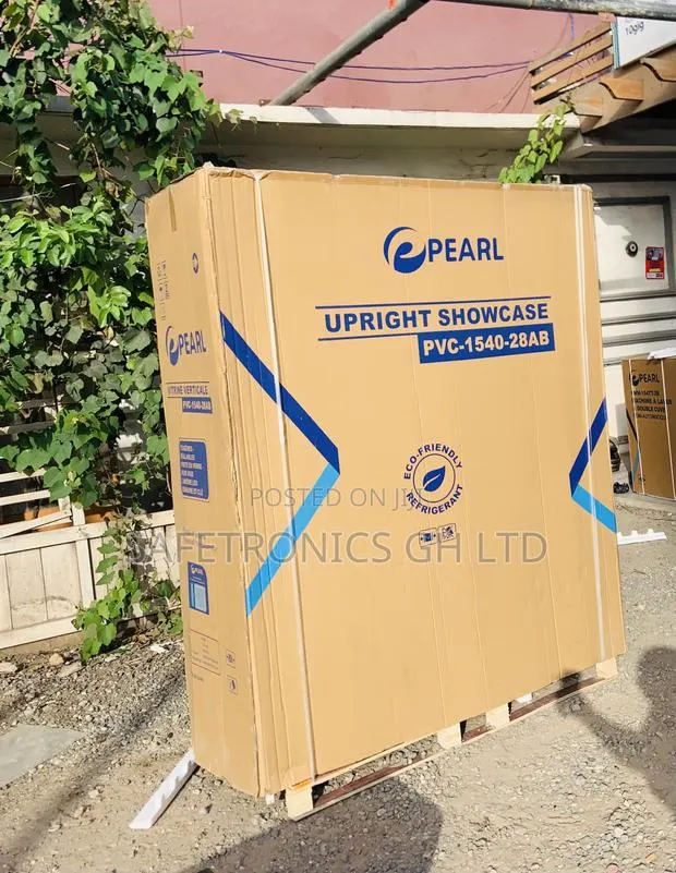 Correct PVC-150 3 Doors Display Pearl Fast Fridge · Photo 1