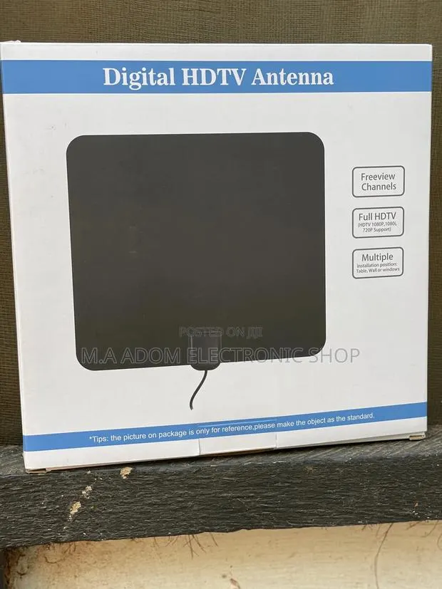 HDTV Digital Antenna With Multiple Installation Positions · Photo 1