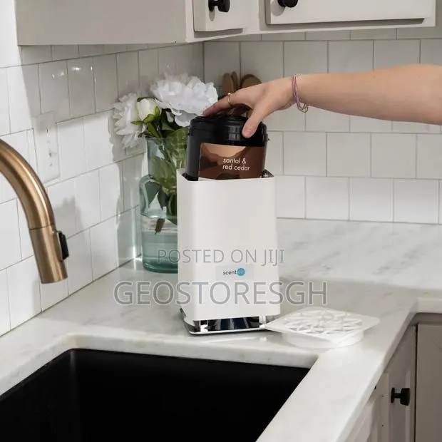 Scent Air Whisper Home Diffuser With Free Fragrance · Photo 1
