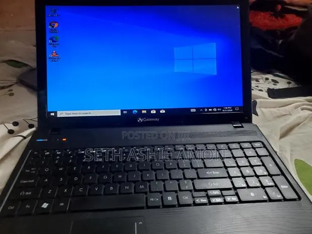 Laptop Gateway GWTN141-3PR 4GB Intel HDD+SSD 32GB · Photo 1