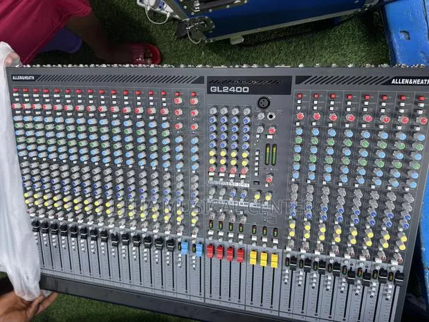 Allen Heath · Photo 1