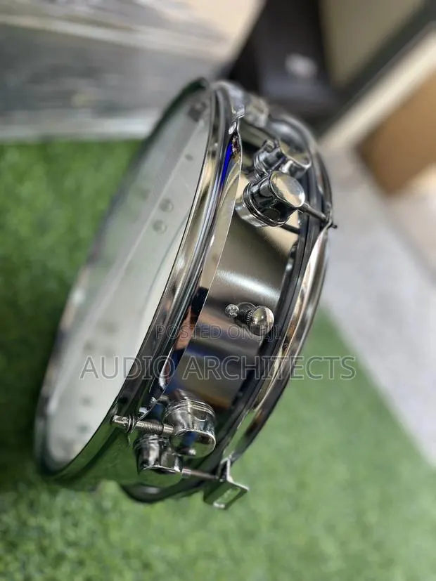 Sliver Piccolo Snare Drum · Photo 1