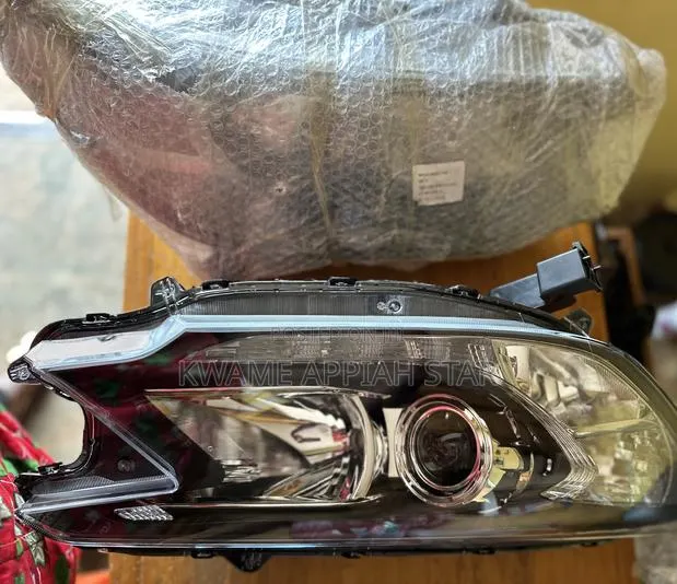 CRV 2012,2013,2014 Headlight Pair · Photo 1