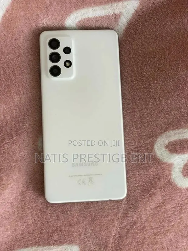 Samsung Galaxy A52 256 GB White · Photo 1