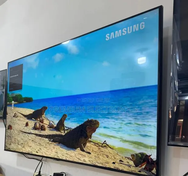 Samsung High Quality 55" Crystal Uhd 4k Du7000 Smart Tv · Photo 1