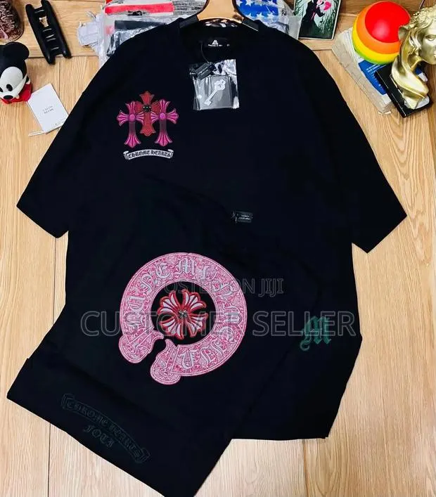 Heavy T-Shirt · Photo 1