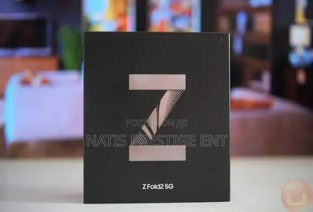 New Samsung Galaxy Z Fold 2 512 GB Gold · Photo 1