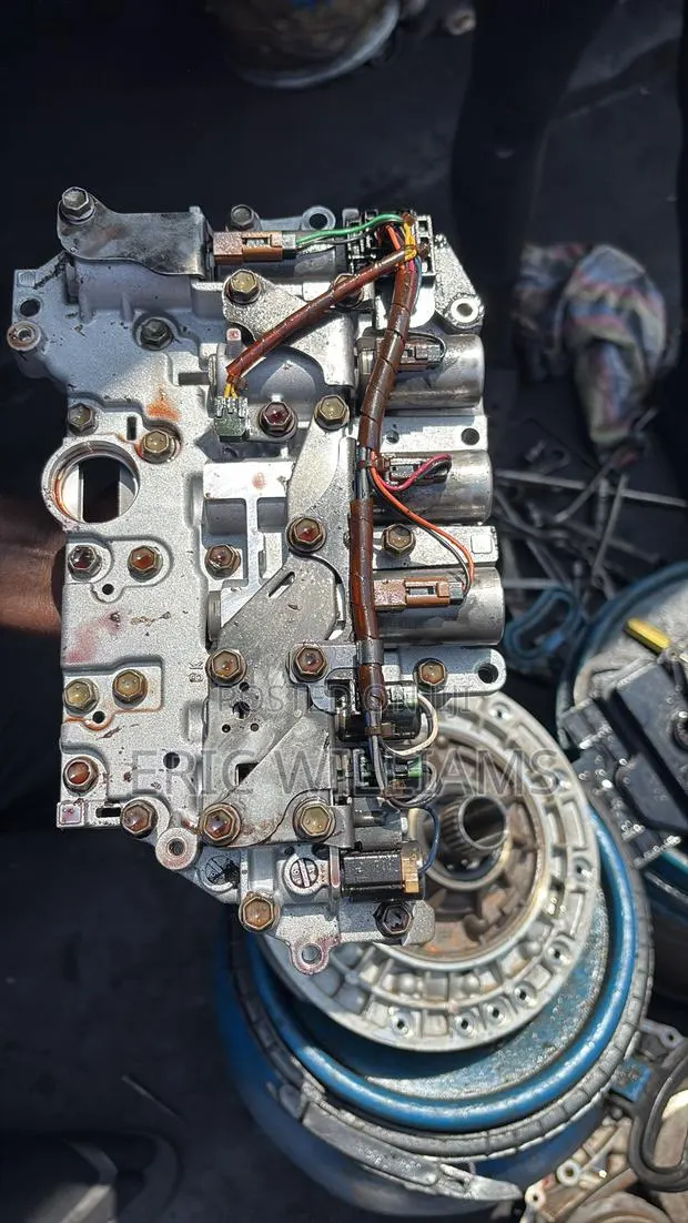 Toyota Camry 2012 Valve Body · Photo 1