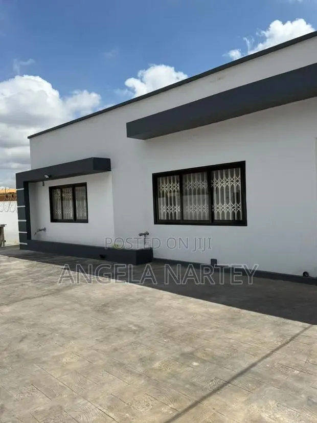 3bdrm House in Baatsonaa Spintex, Accra Metropolitan for sale · Photo 1