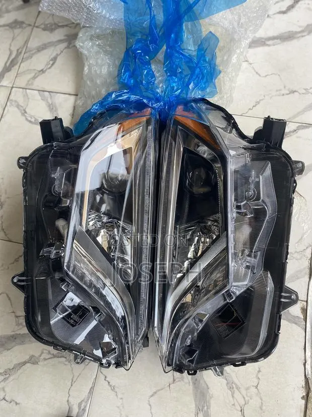 RAV4 2016,2017,2018 Headlight LED · Photo 1