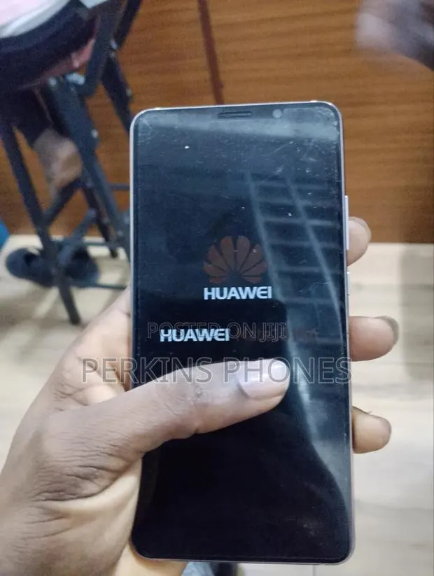 Huawei Mate 10 Lite 64 GB Gold · Photo 1