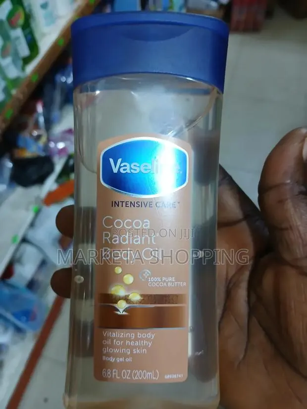 Vaseline Cocoa Radiant Oil 200ml · Photo 1